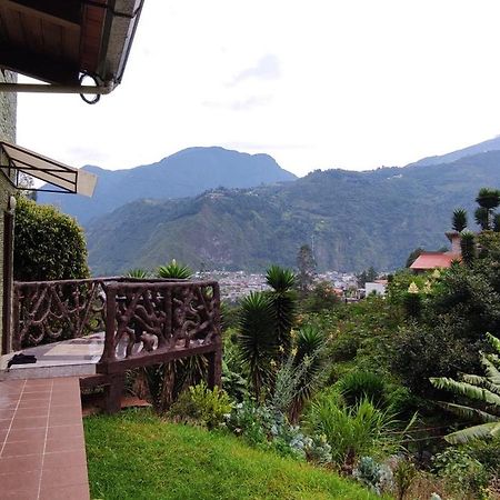 "Casa Verde" En Banos De Agua Santa Con Vista Al Volcan Tungurahua ภายนอก รูปภาพ