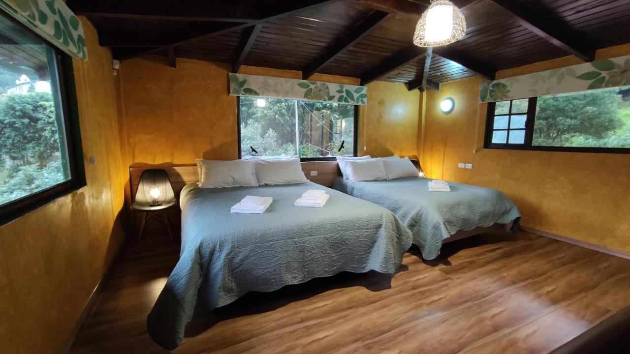 "Casa Verde" En Banos De Agua Santa Con Vista Al Volcan Tungurahua ภายนอก รูปภาพ
